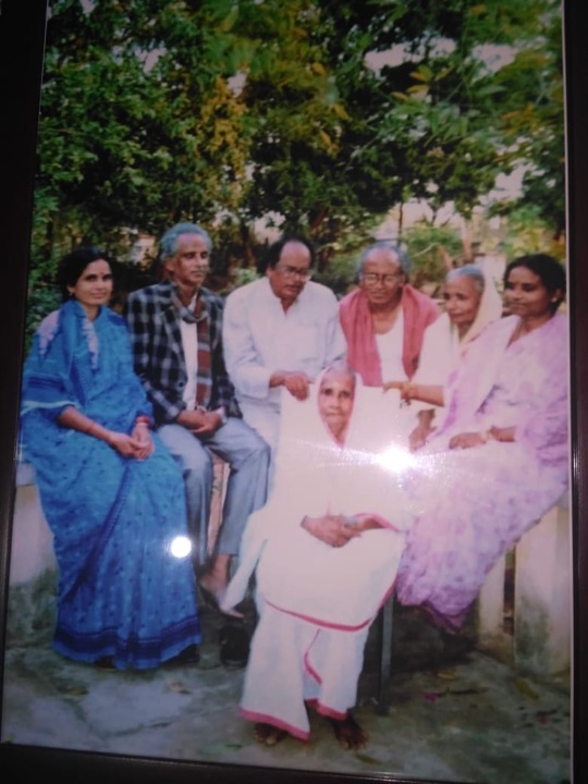 Parents & Siblings 5